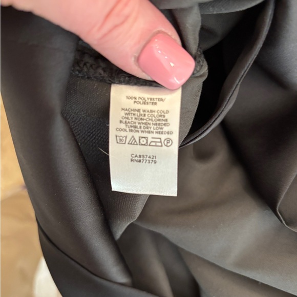 Ann Taylor Black Velvet Wrap Blouse with Satin Trim Women’s Small Petite - Picture 9 of 11